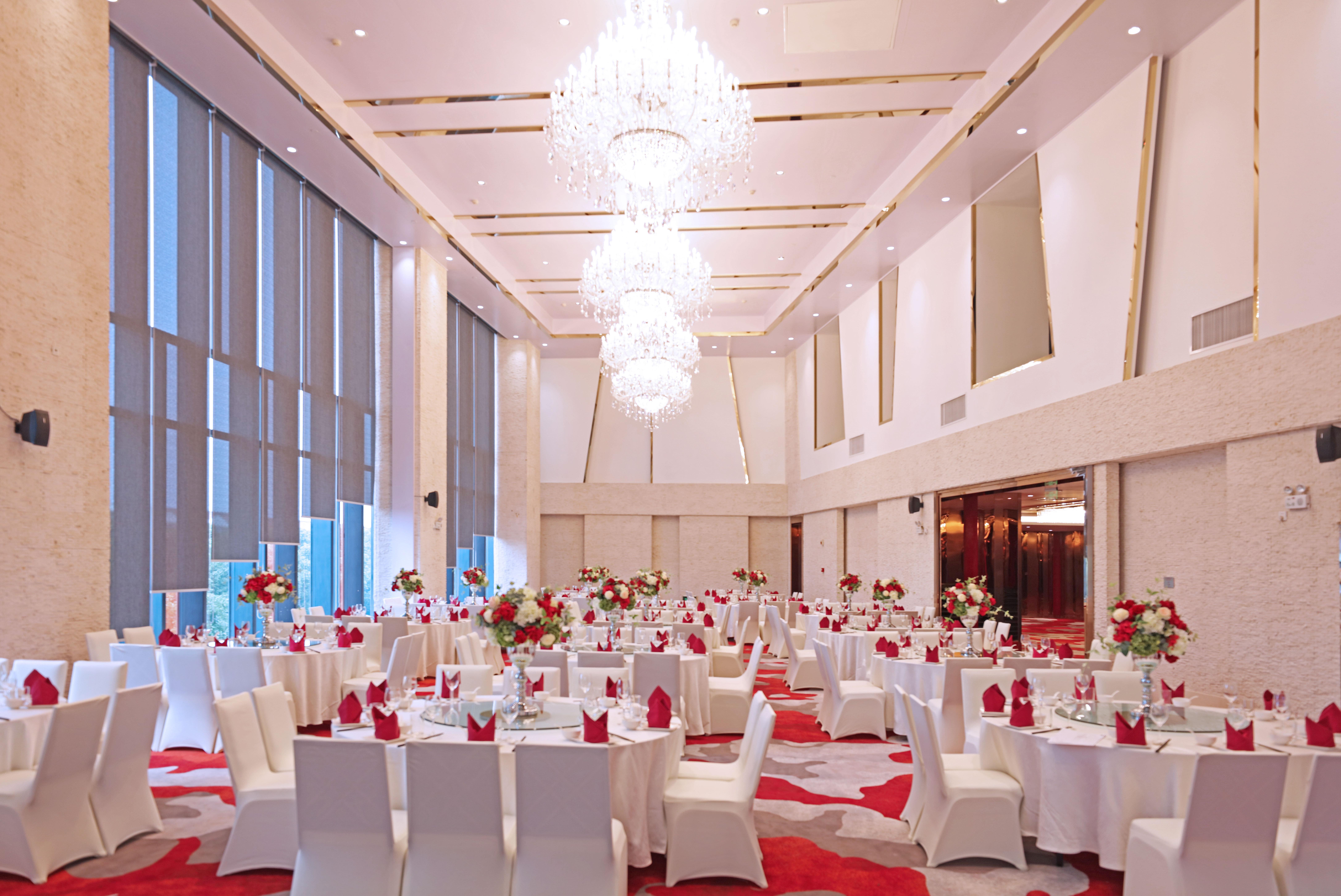 Shanghai Hongqiao West By Ihg Hotel 4*